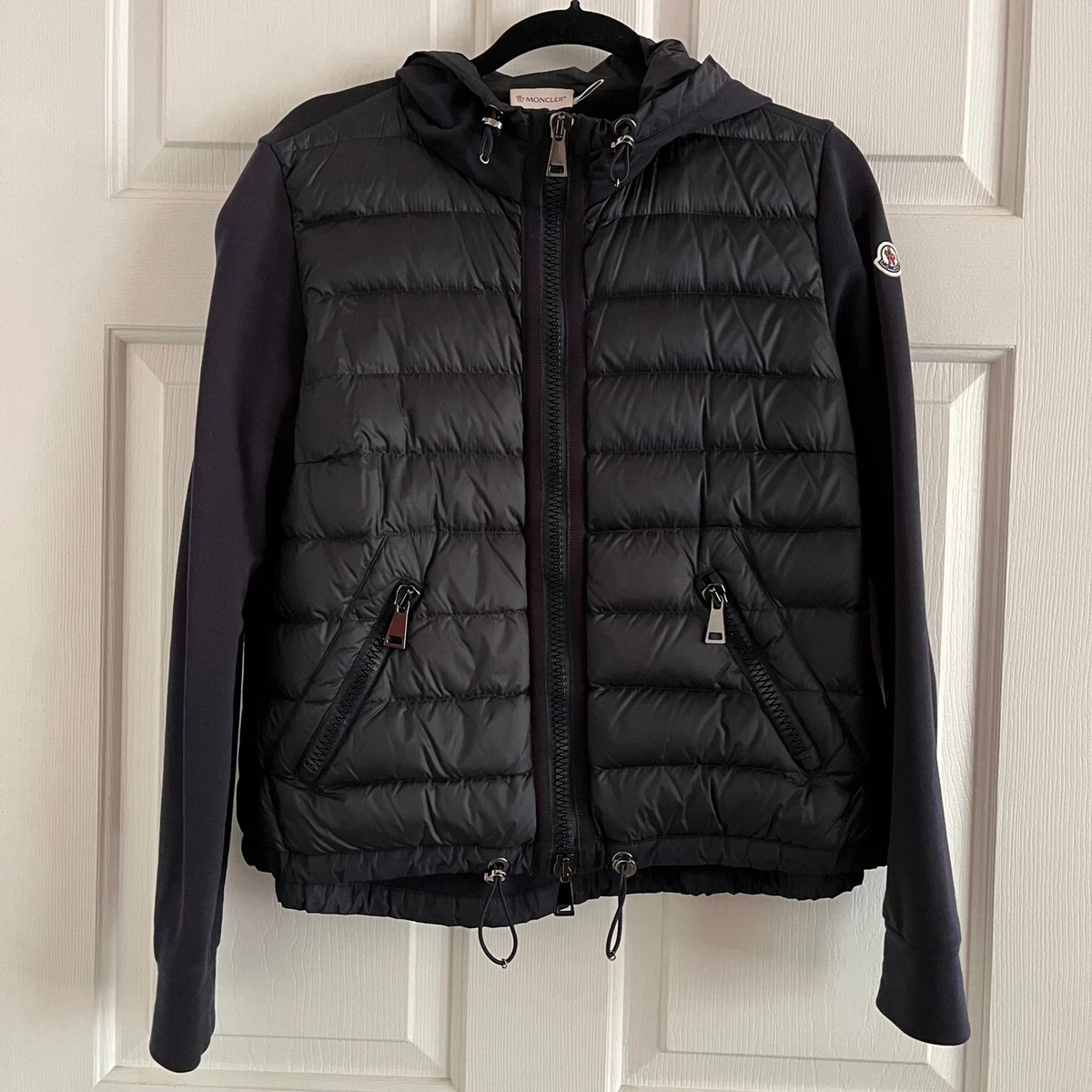 Moncler medium store