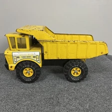 Vintage Tonka Turbo Diesel Dump Truck Pressed Steel XMB-975. 
