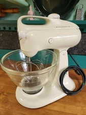 Vintage KitchenAid Hobart Model 3C Mixer in White Mid Century 1950s - EUC