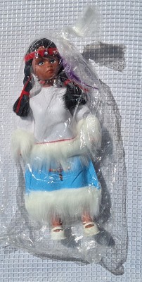 Vintage Indianerinnen Puppe 9 Zoll unbenutzt brandneu
