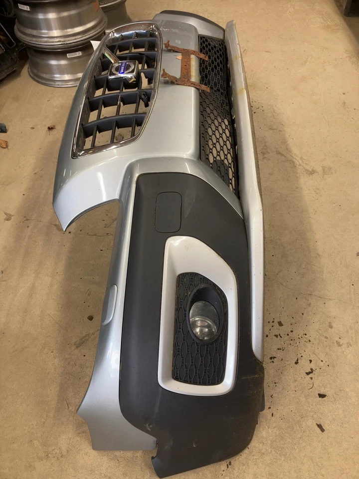 09 VOLVO 70 SERIES Front Bumper Assy. Rebar Sep Sw Xc70 Grill Craeckesilver Foto 3 de 4