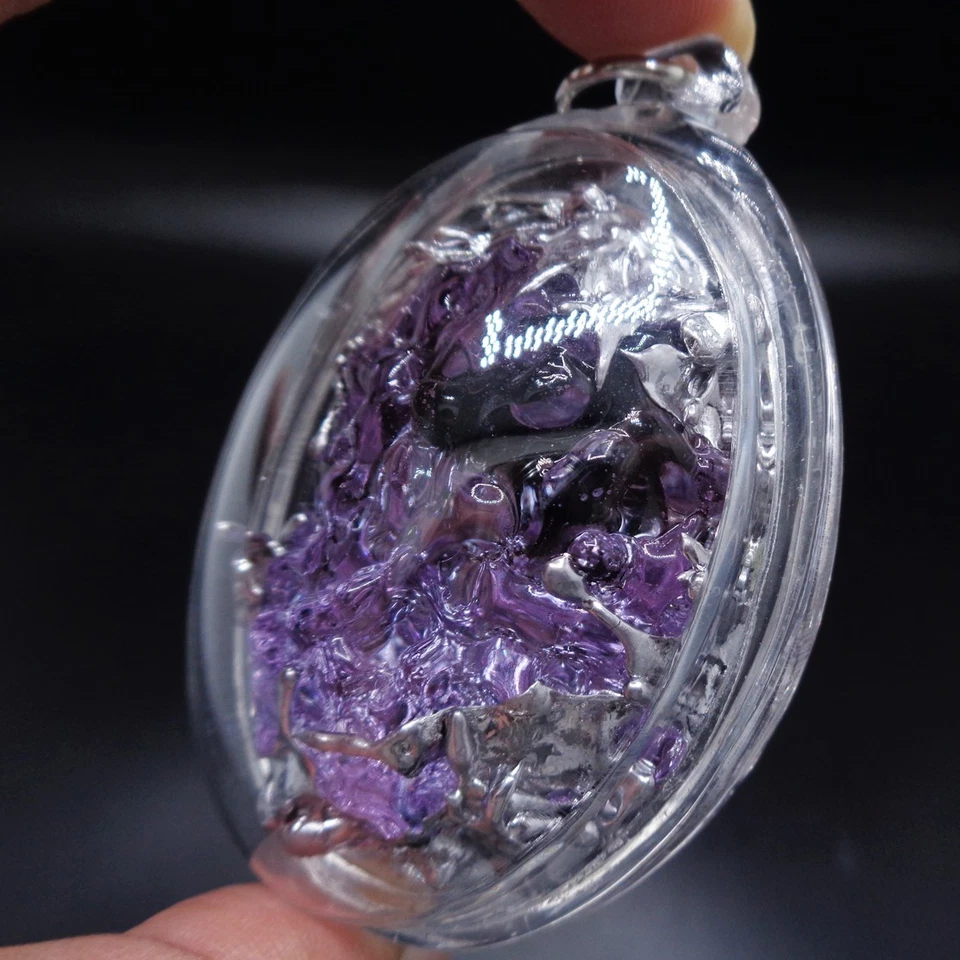 SUMMON MERIT OVALADO PÚRPURA LEKLAI KAEW ESPALDA Plata YUANG LP SOMPORN AMULETO TAILANDÉS Foto 4 de 4