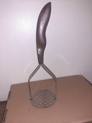 Cutco Vintage No 14 Potato Masher Brown Swirl Wooden Handle USA Stainless Steel