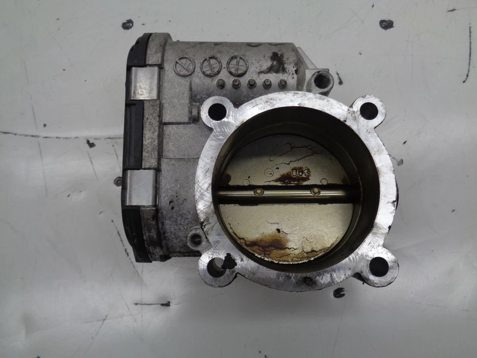 Conjunto de carrocería del acelerador Audi A6 Quattro 2000-2011 2,7 L 078133062 OEM Foto 2 de 4