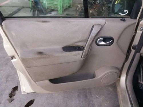 8200297028 Mangueta Delantera Izquierda para RENAULT SCENIC II (JM) 2005 2270742 - Imagen 10 de 10