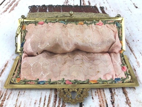 Antique Micro Beaded Purse Handbag Butterfly Flower Scene Metal Jeweled Frame - 第 10/12 張圖片