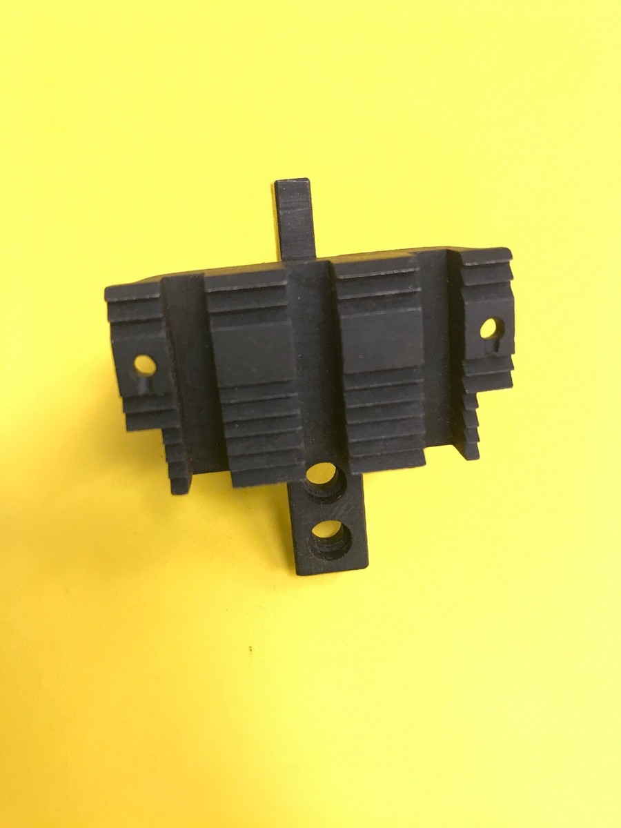 NOS* 211698-1 1/4-SINGER-FEED DOG FOR SEWING MACHINE *FREE