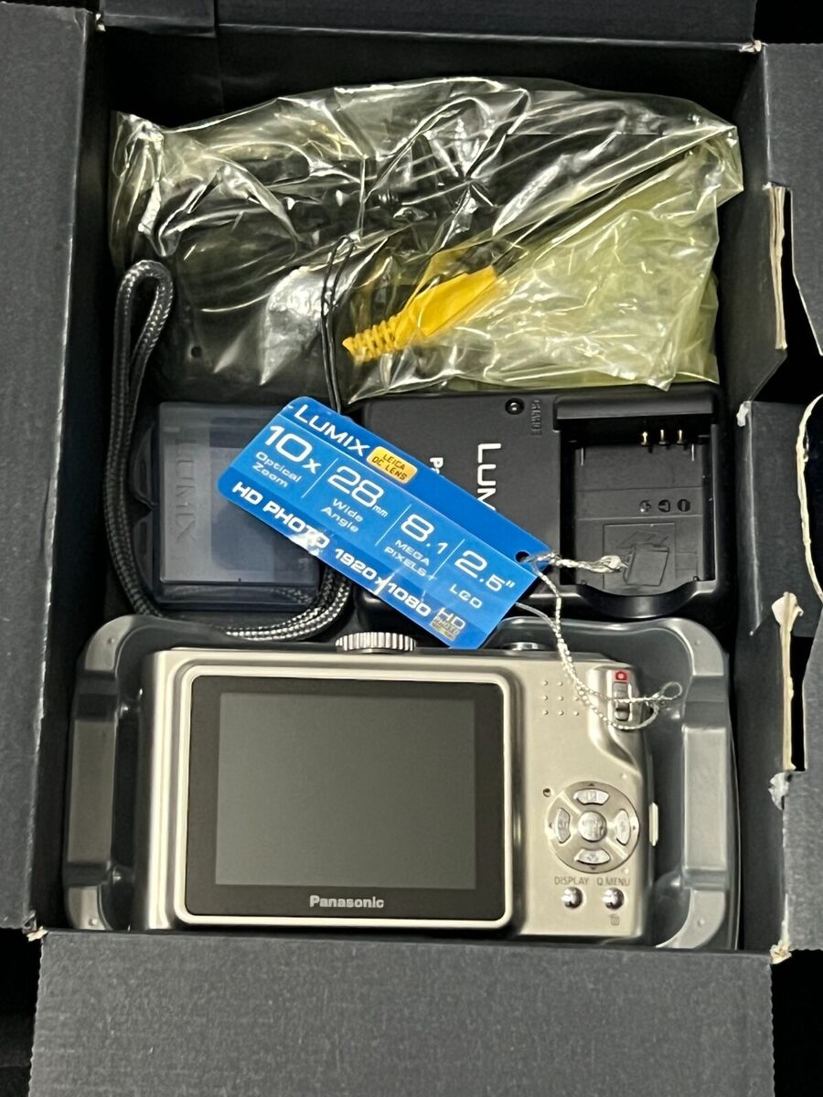 Panasonic LUMIX DMC-TZ4 8.1MP Digital Camera - Black for Panasonic LUMIX DMC-TZ4 8.1MP Digital Camera - Black for