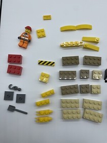 LEGO Juniors 10666 Digger Retired (2014) 99% Complete. Sold As Is.