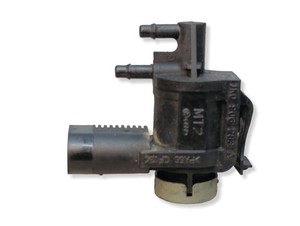 Volkswagen PASSAT B6 2007 Diesel 77kW Turbolader Druckwandler Magnetventil