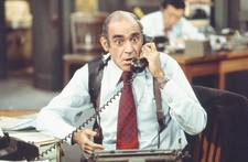 LMP79-053 1980 comedia de situación Barney Miller actor Abe Vigoda original 35 mm diapositiva en color