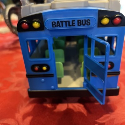 Fortnite Battle Bus 14