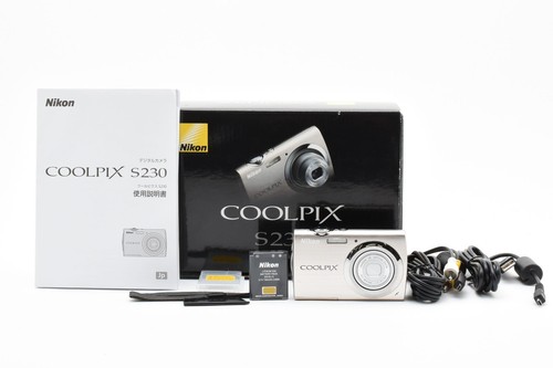 Nikon Coolpix 2200 - Allumés - Appareil photo numérique Y2K vintage - Digicam - France
