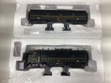 Broadway Limited Paragon 3 4823 "PRR" EMD F3 A B Rd. 13549051a/9051b