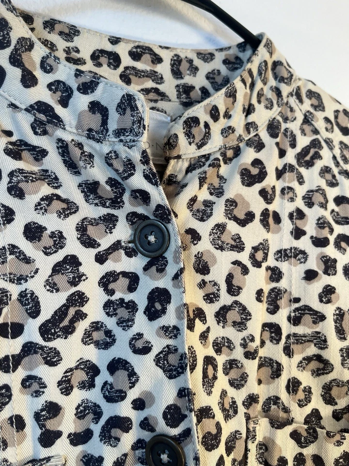 Caslon Mujer 2X Leopardo Estampado Animal Top Abotonado Suave Chamarra Bolsillos Foto 4 de 4