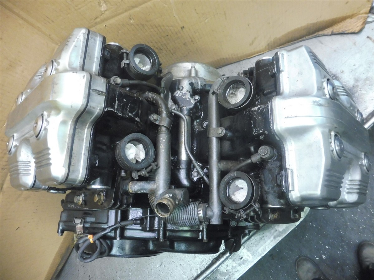 Honda VF700C V45 Magna RC21E HM635. engine motor good compression