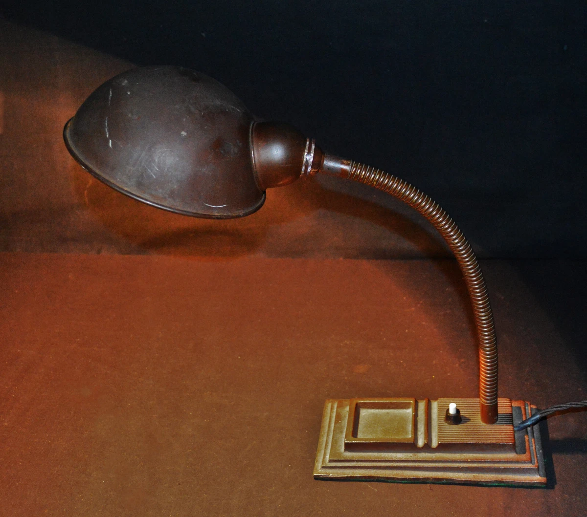 art deco 1940s Hawkins Co swan neck bronze flexi arm industrial utility lamp