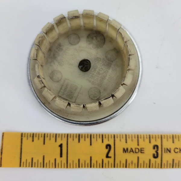 Buick Park Avenue 2004 OEM tapacubos central de rueda cromada Foto 3 de 4