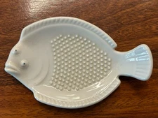 Joyce Chen Fish Shaped Grater Garlic Ginger Wasabi Porcelain Japan