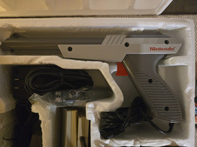 Juego de acci&oacute;n consola dom&eacute;stica Nintendo NES de colecci&oacute;n, completo en caja + Mario/Duck Hunt