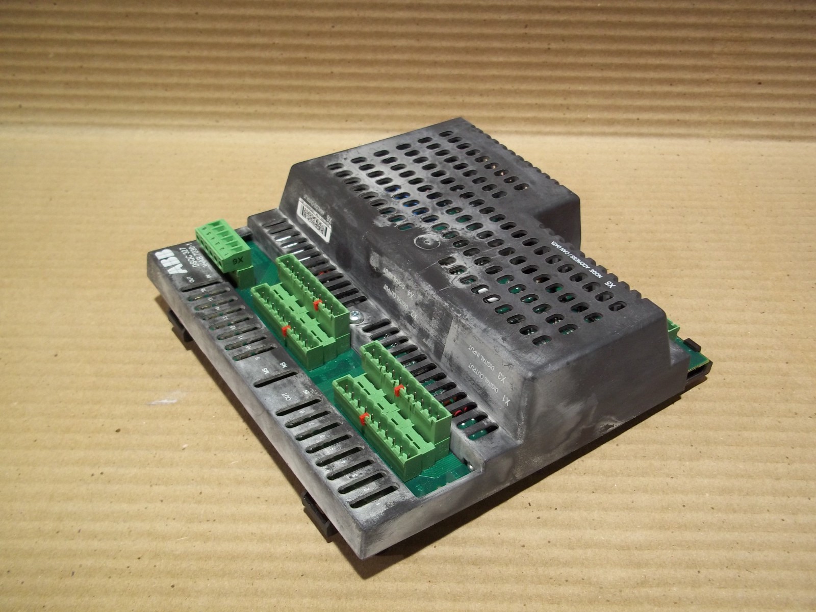 ABB Robotics 3HAB 7230-1/ DSQC327 Digital Combination I/O Module
