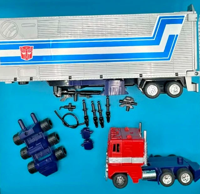 Transformers Original G1 1984 Optimus Prime Complete T4 Unused High Grade - Image 3 of 4