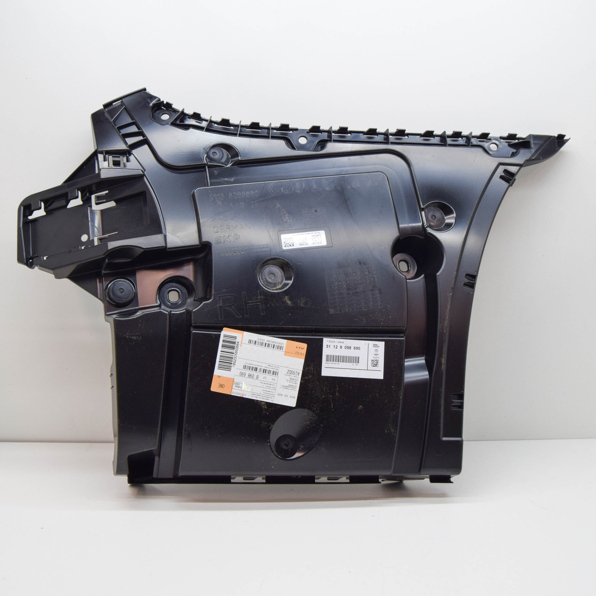 NEW BMW M5 F90 REAR RIGHT BUMPER BRACKET 51128098690 ORIGINAL 51