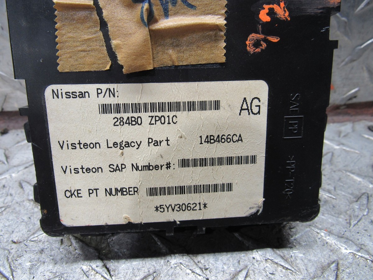 バニラ Windshield Washer Pump For Infiniti JX35 QX60 Nissan