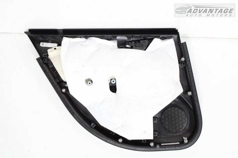 Chevrolet Cruze 2017-2018 panel de puerta interior lateral derecho negro azabache OEM Foto 4 de 4