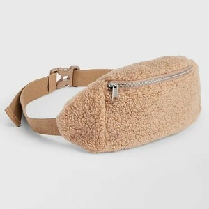 gap fanny pack
