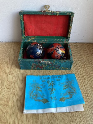 Boules de santé feng shui qi gong, en coffret, ornées du motif bonheur