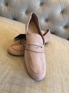 blush dress shoes