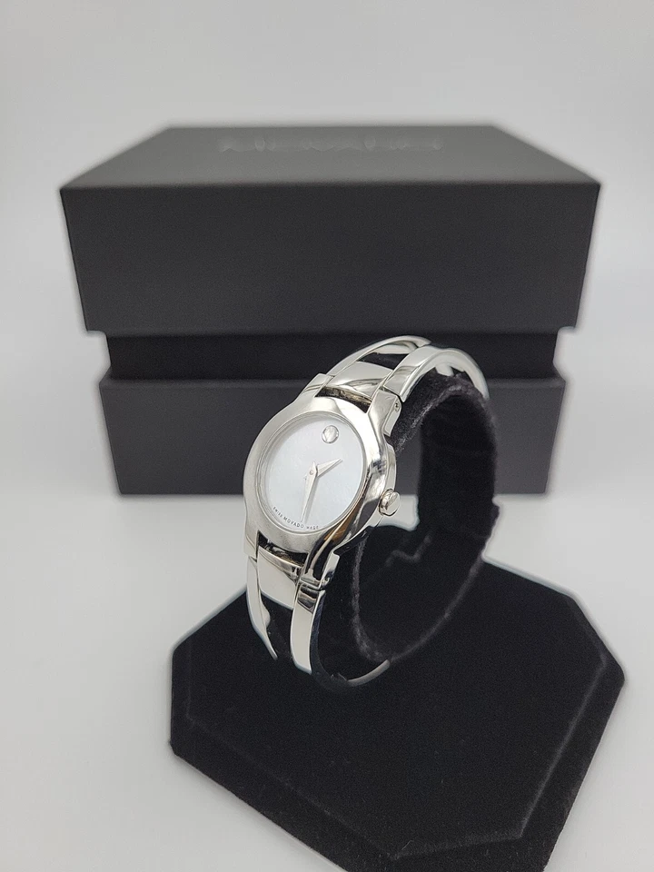 Reloj suizo Movado Amorosa para mujer esfera MOP brazalete - 0606538 (precio de venta sugerido por el fabricante 595 USD) Foto 2 de 4