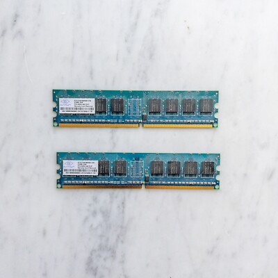 Barrettes Mémoire Qimonda DDR2 – 1 Go (2x512 Mo) – PC2-4200U-444-11-A1 – Occasion