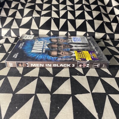 Men in Black 3 DVD 2012 WILL SMITH TOMMY LEE JONES BRAND NEW