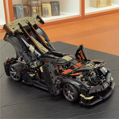 Lego Custom Technic: Koenigsegg Sadair's Spear Megacar 4104 Pcs 1:8 (DES BELOW!)
