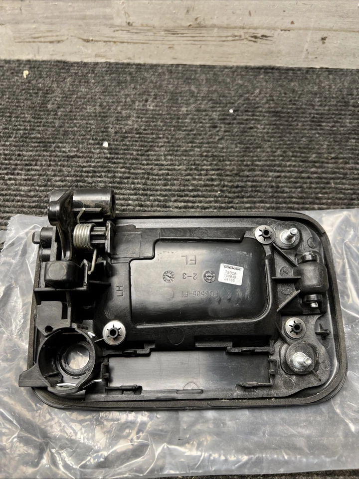 Manija de puerta exterior Dorman 79308 para 04-08 Ford Lincoln F-150 Lobo Mark LT Foto 3 de 4
