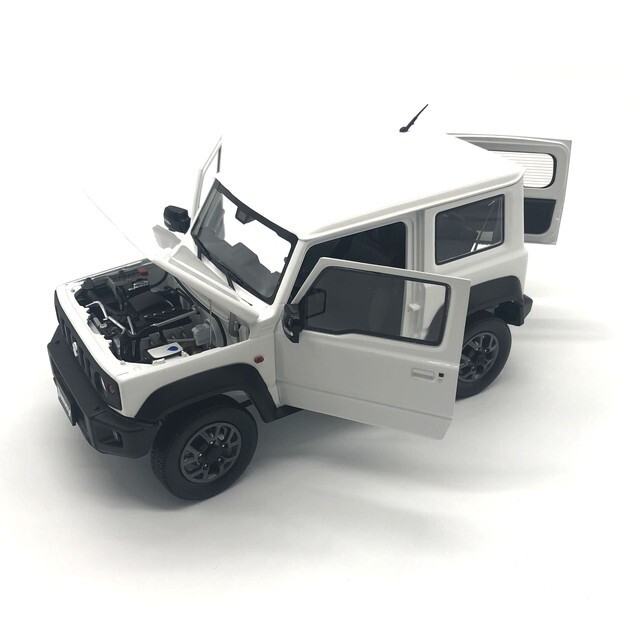 Suzuki Jimny 1:18 ミニカー BM CREATIONS 1/18 SUZUKI JIMNY JB74 SUPERIOR WHITE 26U LHD