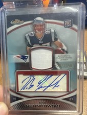 2010 Topps Finest - Rob Gronkowski #42 Rookie Patch Autographs /350 (AU, MEM,...
