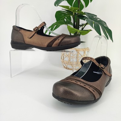 Abeo Women s Angelica Bronze Leather Pro Systems Flats Size 6.5 US