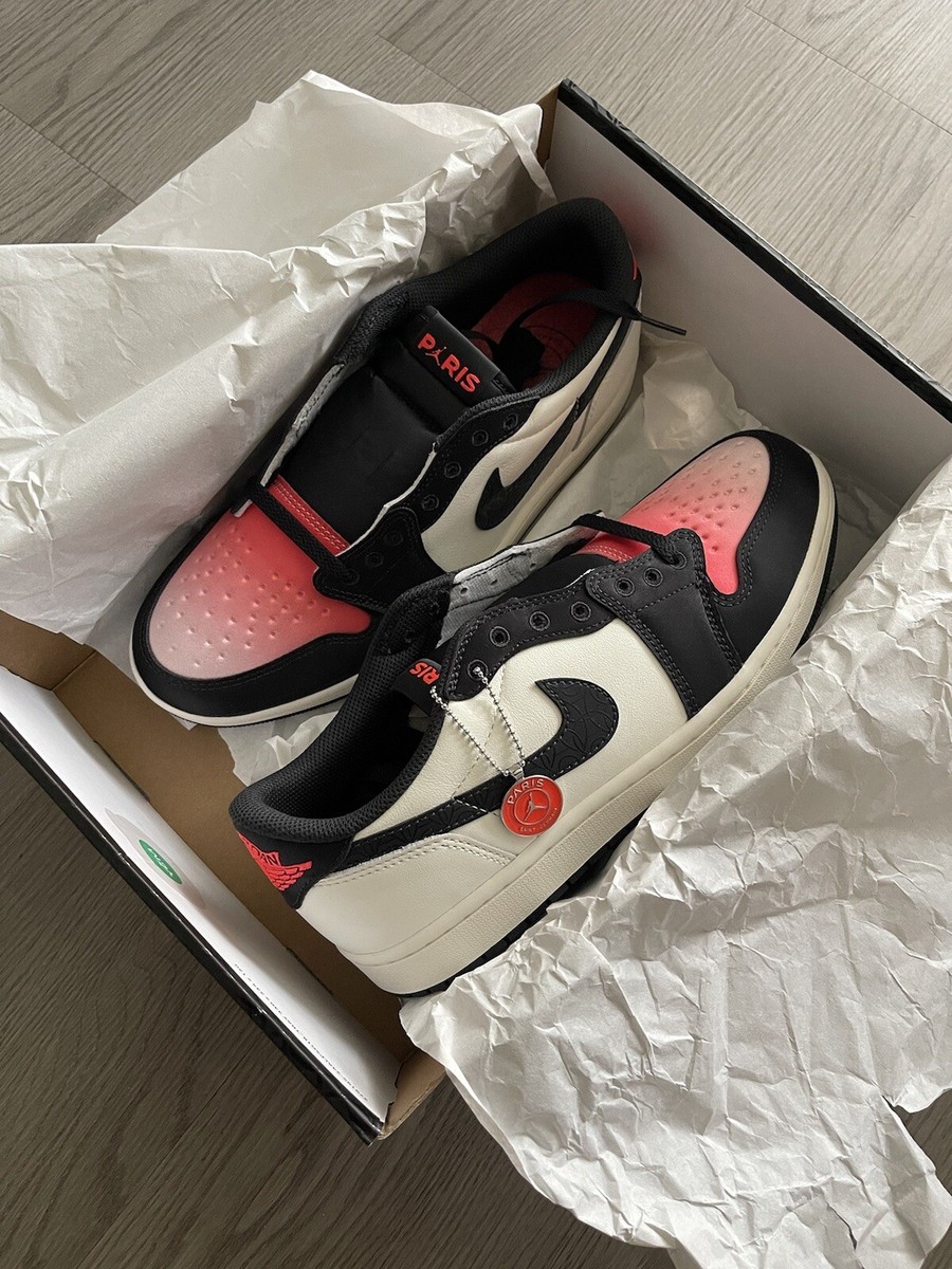 Size 11 - Paris Saint-Germain x Air Jordan 1 Retro OG Low Size 11 - Paris Saint-Germain x Air Jordan 1 Retro OG Low