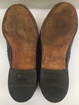 Bally Chancy Calfskin Leather Tassel Loafers Black Men display picture 3