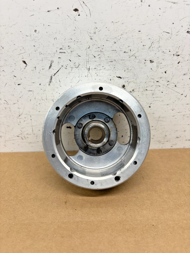 Rotor motor Yamaha HT1 90 LT2/3 100 CT2/3 175 / Conjunto volante / F136 Foto 4 de 4