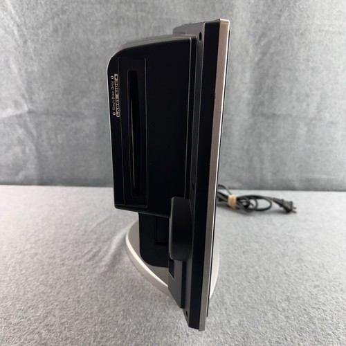Sylvania LD155SC8 LCD TV/DVD Combo 15" Flatscreen HDTV Retro Gaming DVD NO WORK - Picture 7 of 19