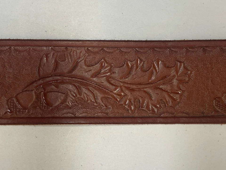 Correa de guitarra de cuero mecanizado hecha a mano hecha a mano hojas únicas bellota Foto 3 de 4