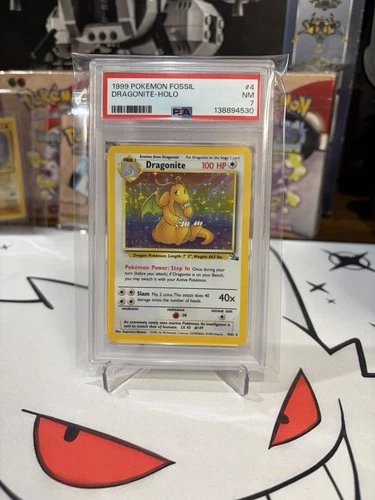 1999 Pokemon Fossil Set Dragonite Holographic #4/62 PSA7