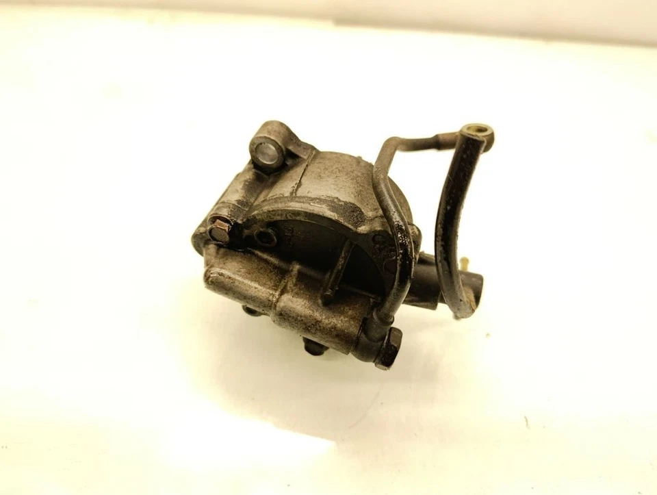 Mitsubishi Pajero 2002 Diesel 121kW Vacuum pump KRD38637 - Image 2 of 4