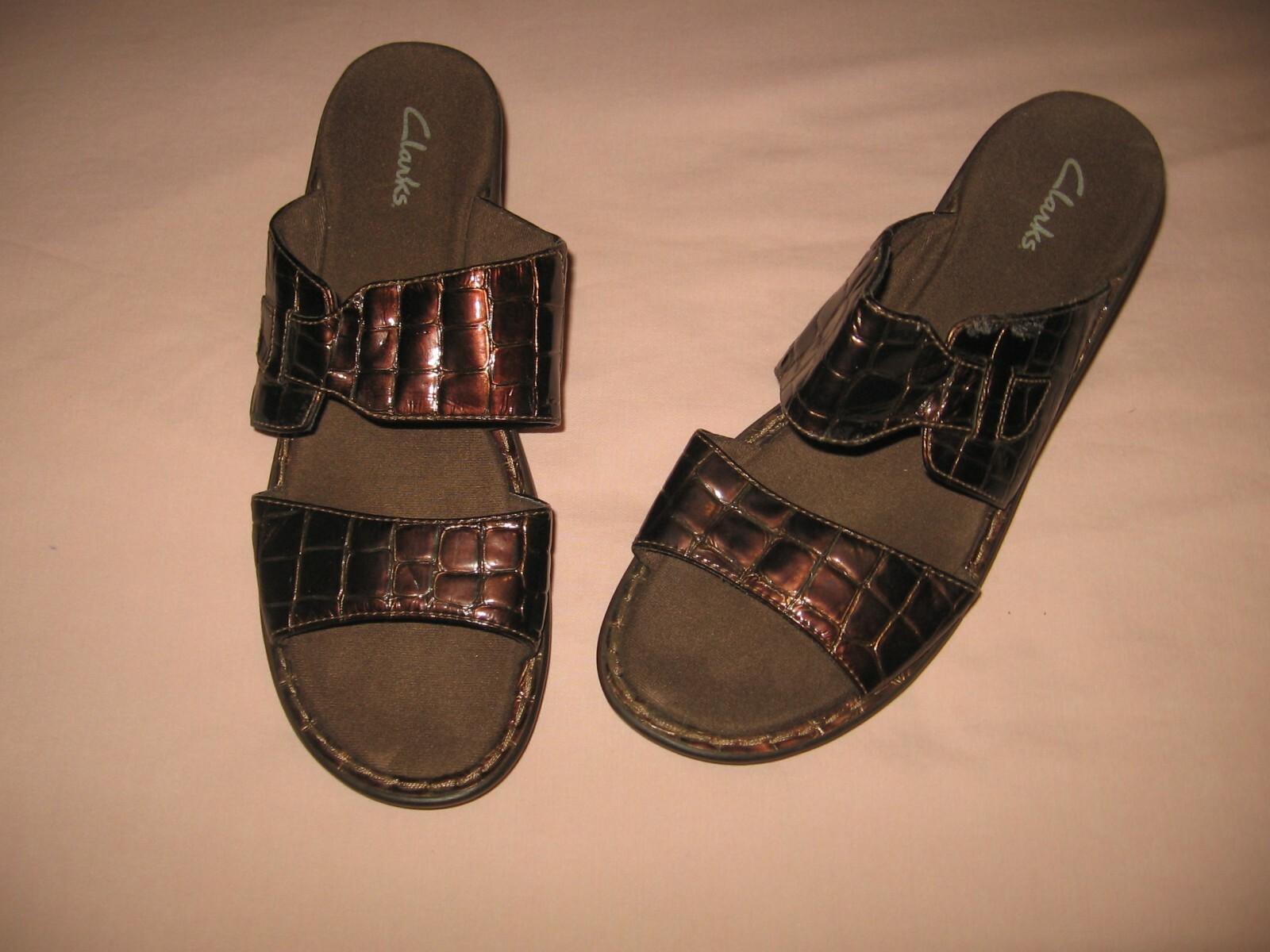 APL Sandali Clarks in pelle marrone nuovi taglia 7 5 M