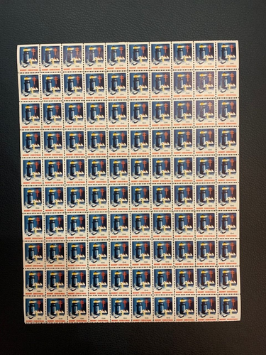 us 1941 Christmas Seals/Stamps Mint NH sheet of 100 stock photo - 第 1/2 張圖片