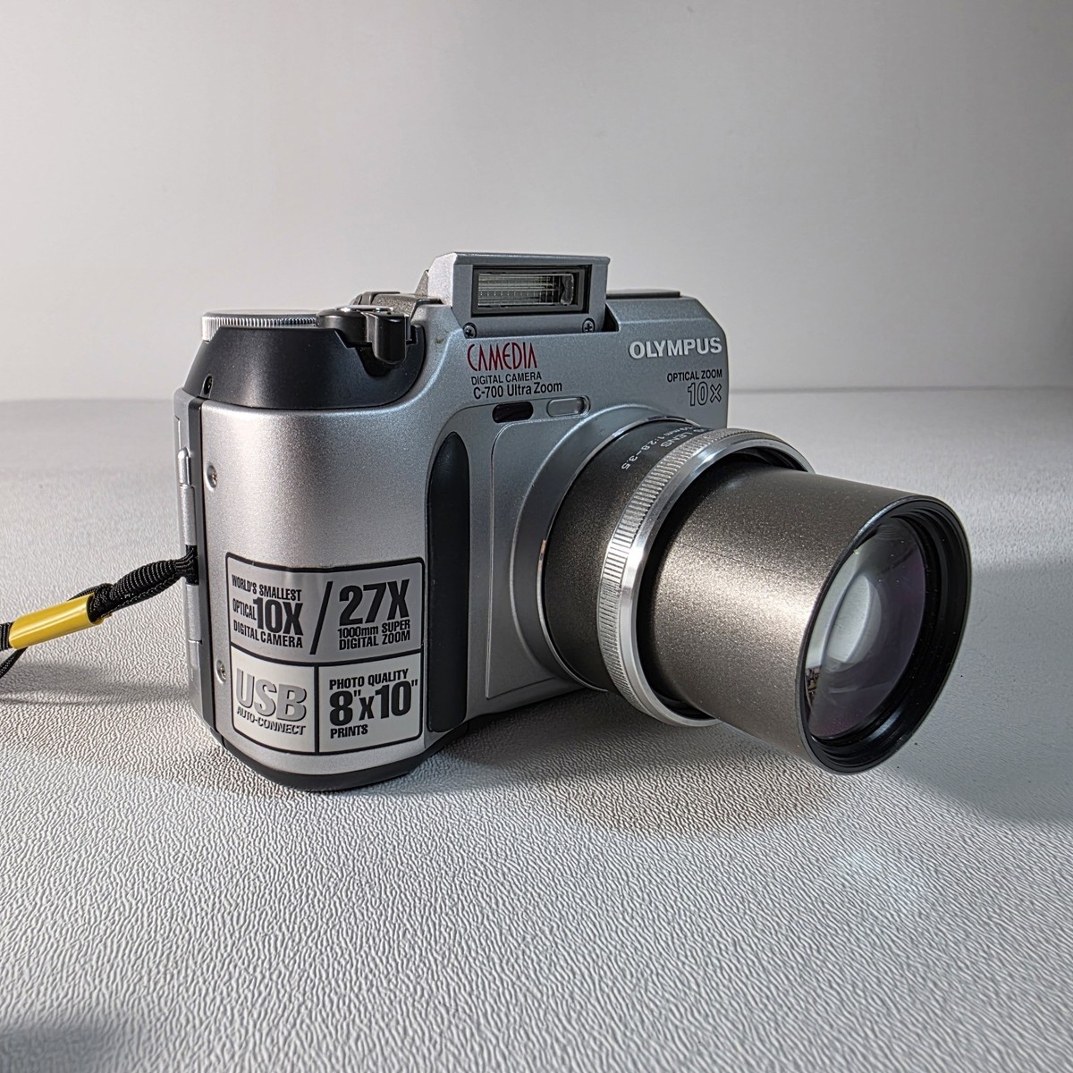 Olympus CAMEDIA C-750 Ultra Zoom 4.0MP Digital Camera - Silver for
